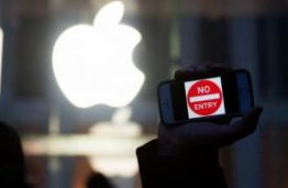 „Apple“ ir FTB kova: kas svarbiau – visuomenės saugumas ar privatumas