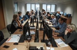 Lietuvos šimtmečio proga KTU informatikai išmokys 100 IT mokytojų kurti mobiliąsias programėles